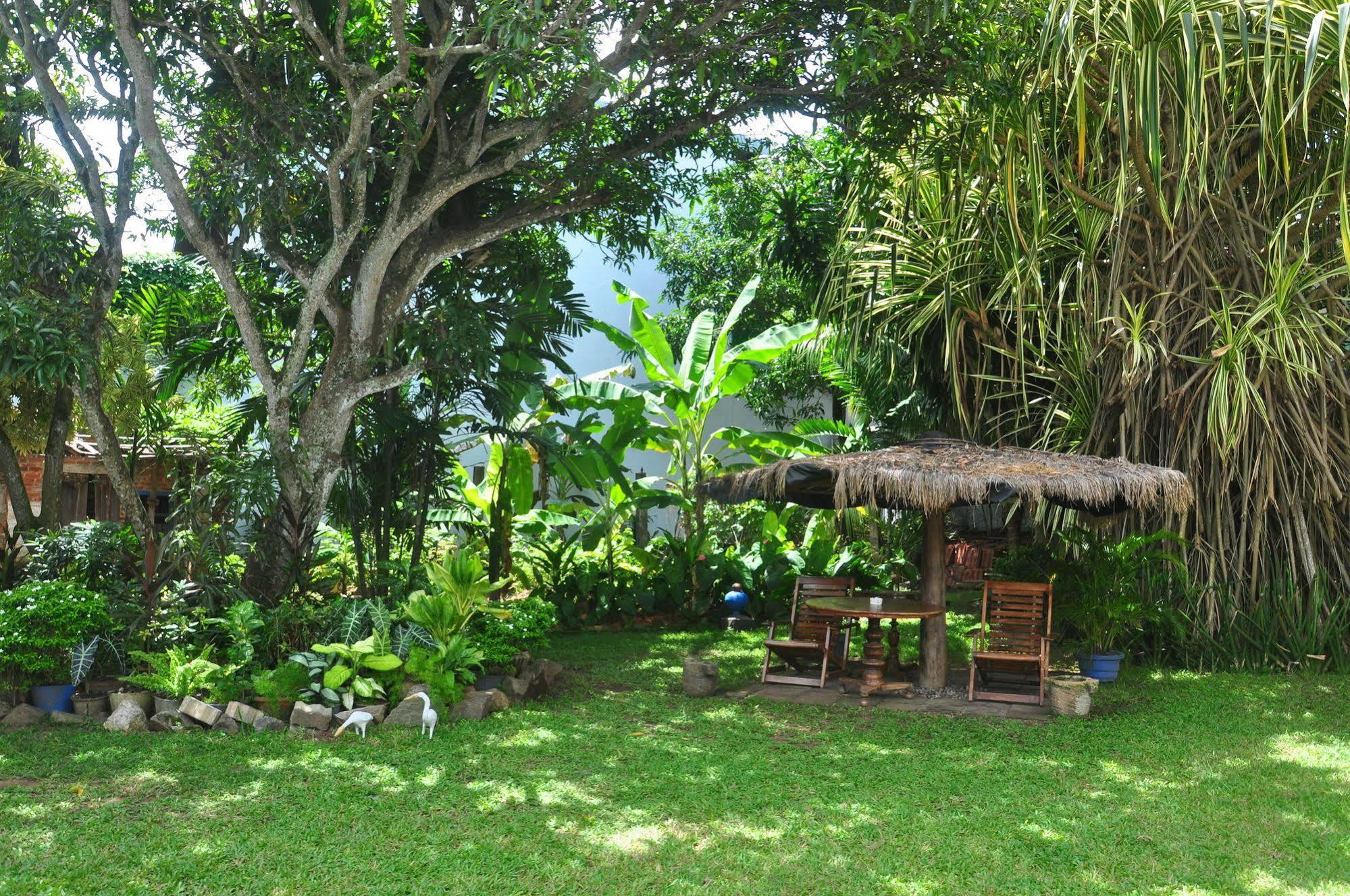 Blue Seas Guest House Dehiwala-Mount Lavinia Exterior photo